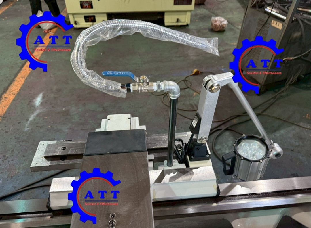 máy tiện vạn năng Frejoth FHL-2000 1000