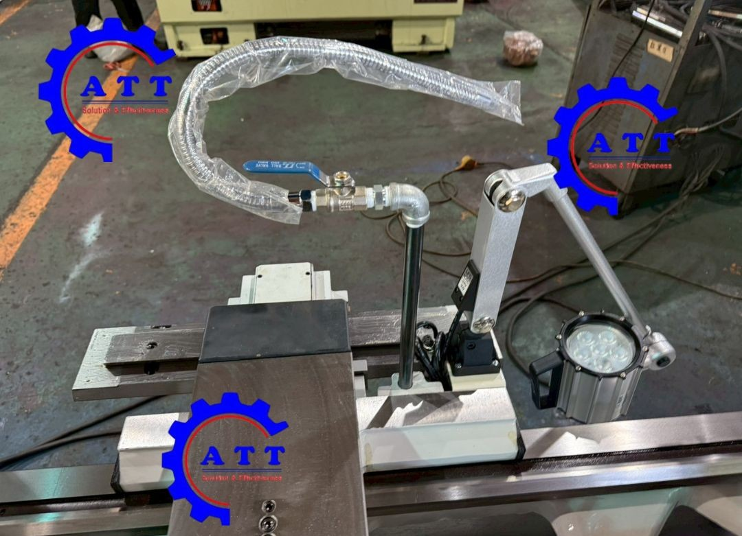 máy tiện vạn năng Winho S480x560