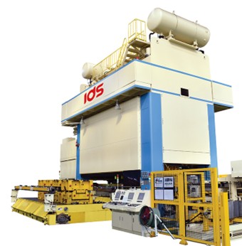 Máy dập chuyển phôi IDS dòng IT