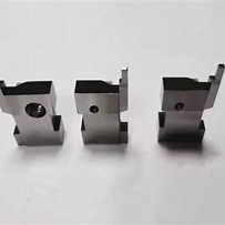 Chi tiết gia công bằng máy phay đứng CNC