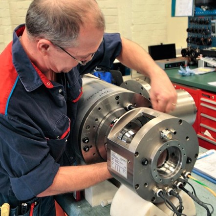 Cụm trục chính máy CNC và tình trạng làm việc ảnh hưởng đến độ ổn định gia công